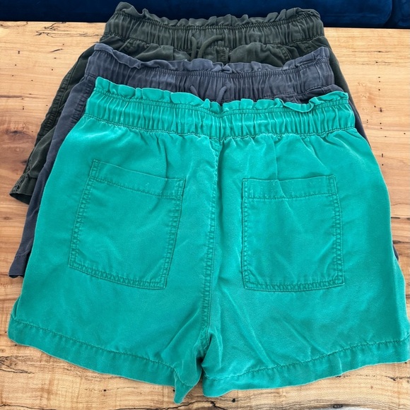 LOFT Women's Cargo Shorts - Green, Gray, Black - Picture 2 of 3